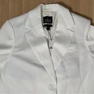ALO Yoga | Jackets & Coats | Nwt Alo Yoga Firstclass Blazer